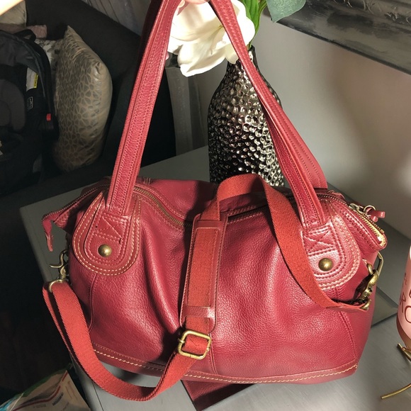 The Sak Handbags - The sak handbags color red.